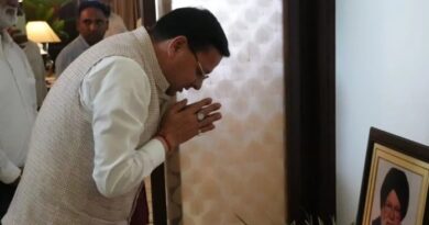 मुख्यमंत्री ने शोक संतप्त परिवार से मुलाकात कर उन्हें सांत्वना दी