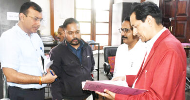 आयुक्त दीपक रावत का कलक्ट्रेट नैनीताल का वार्षिक निरीक्षण