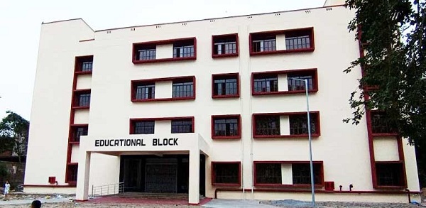 नई बिल्डिंग में चलेंगी कक्षाएं, बीसीआई से अनुमति मिलने का इंतजार