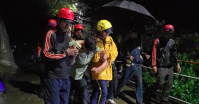केदारनाथ पैदल मार्ग पर गहरी खाई में गिरे युवक का एसडीआरएफ ने किया सफल रेस्क्यू