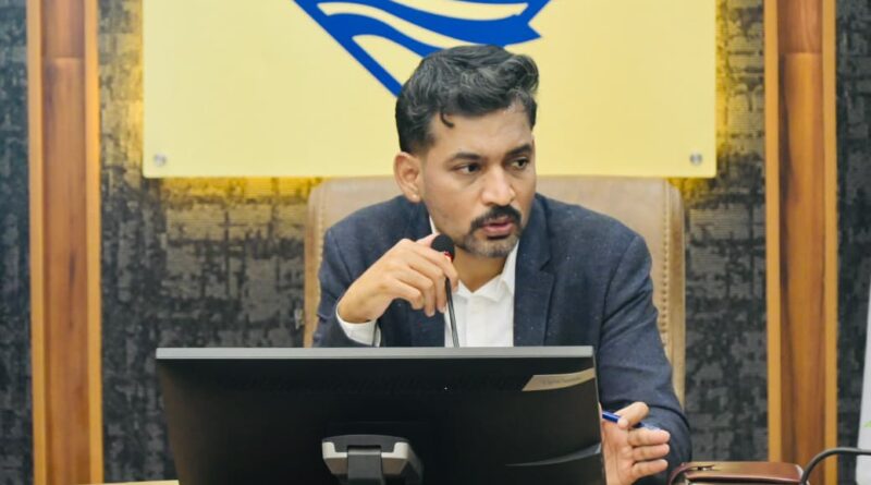 अतिक्रमण, अवैध फैक्ट्री और आपदा कार्यों में अनियमितता पर डीएम सख्त, अधिकारियों को दिए जांच के निर्देश