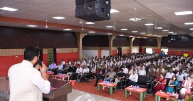 हल्द्वानी : बाल संरक्षण अधिकार आयोग के सदस्य योगेश रजवार ने शैमफोर्ड स्कूल में कार्यशाला का किया आयोजन