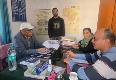 अपर निदेशक ने किया श्रीनगर पशु चिकित्सालय का आकस्मिक निरीक्षण, टीकाकरण एवं विभागीय लक्ष्यों को समय पर पूरा करने के निर्देश